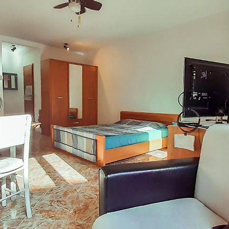 La Piccola Porta, Равда, България Apartment ภายนอก รูปภาพ