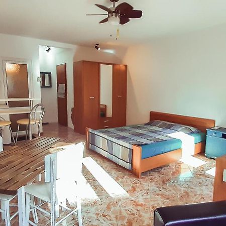 La Piccola Porta, Равда, България Apartment ภายนอก รูปภาพ